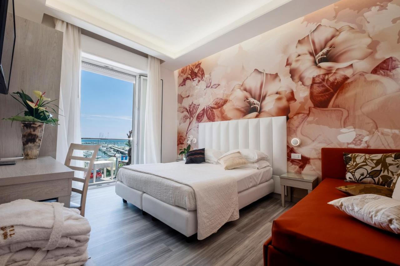 Hotel Stella D'Oro Rimini Eksteriør billede