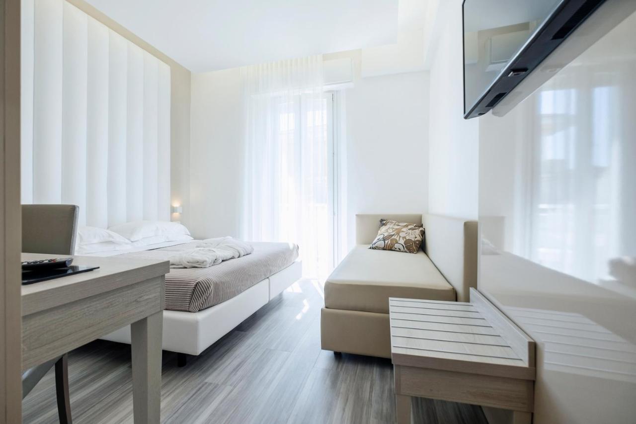 Hotel Stella D'Oro Rimini Eksteriør billede