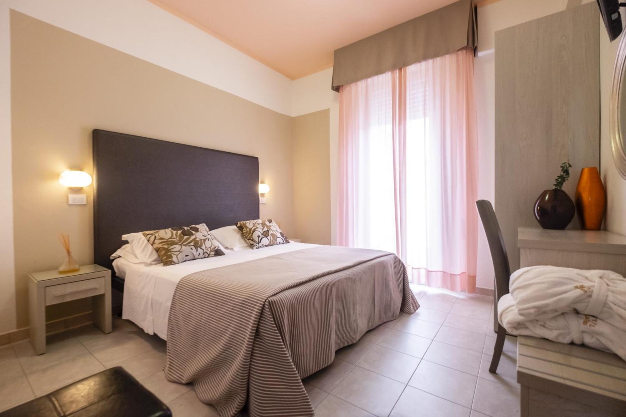 Hotel Stella D'Oro Rimini Eksteriør billede