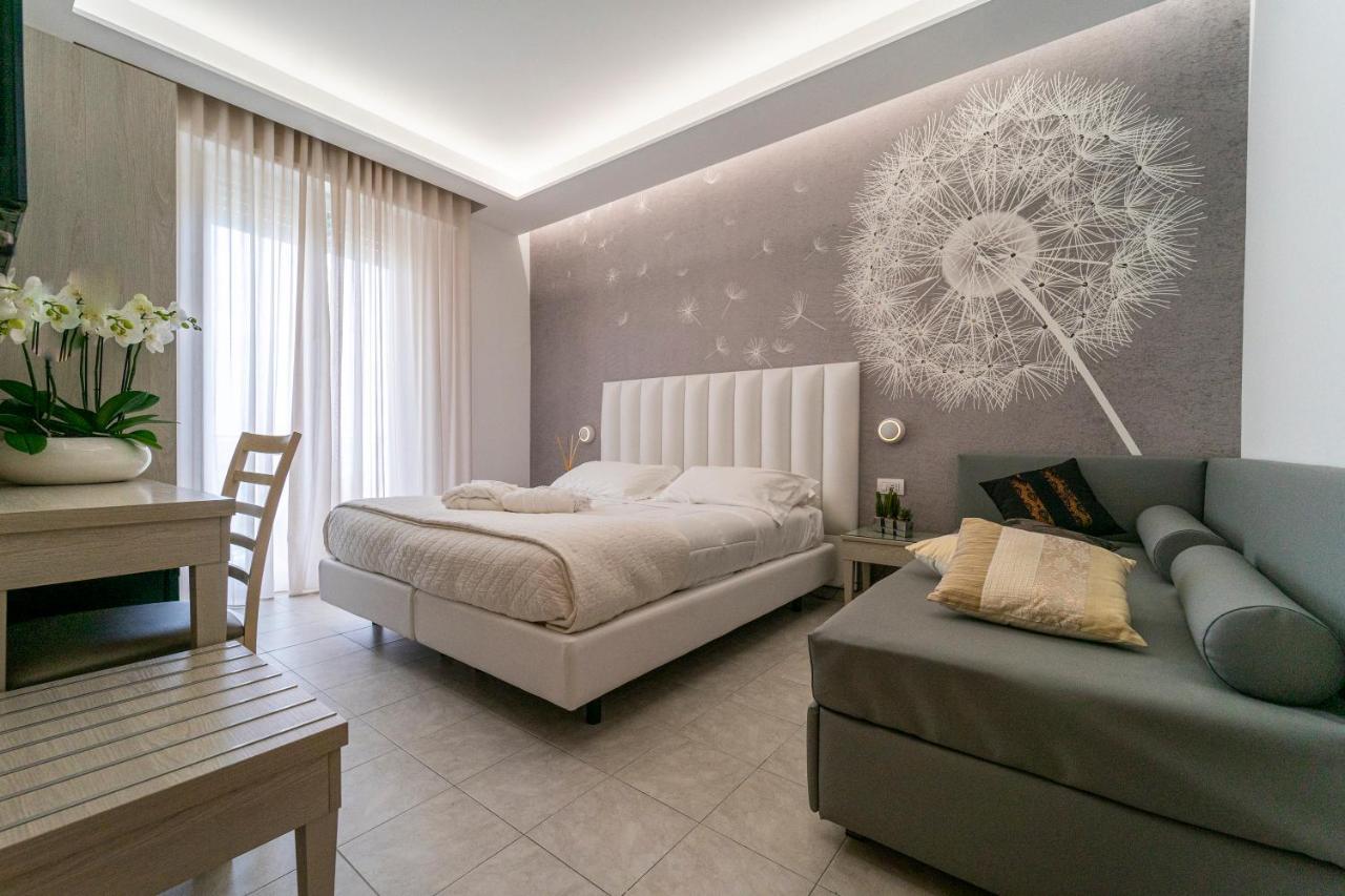 Hotel Stella D'Oro Rimini Eksteriør billede
